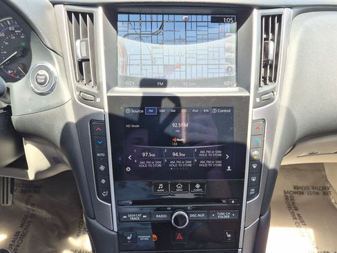 Used 2015 INFINITI Q50 Hybrid AWD w/ Navigation Package image 27