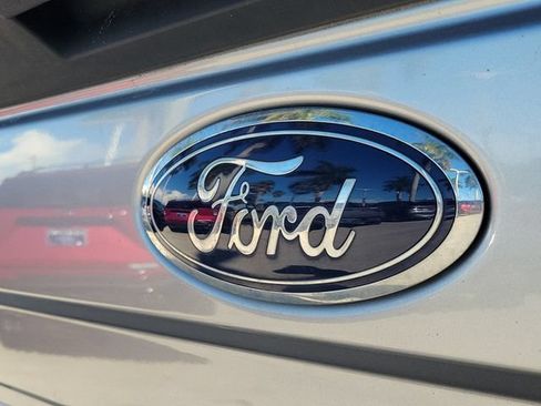 Certified 2022 Ford F250 XLT AWD/4WD image 7