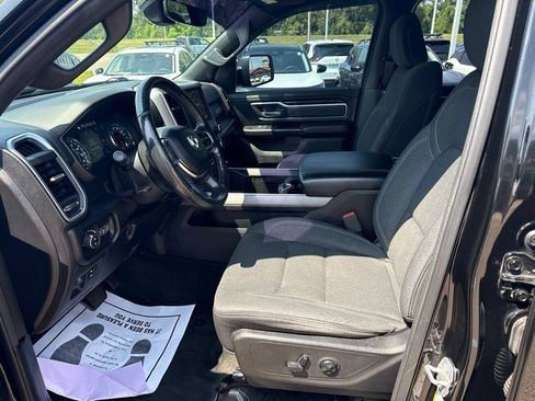 Used 2019 RAM 1500 Big Horn AWD/4WD image 9
