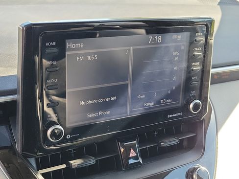 Used 2022 Toyota Corolla LE image 25