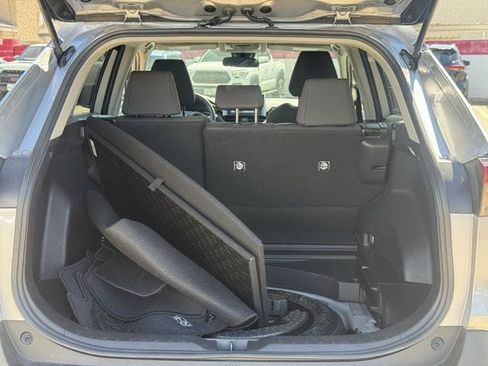 Used 2023 Toyota RAV4 LE AWD/4WD image 32