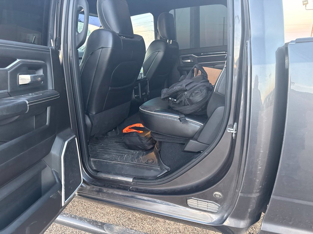 Used 2019 RAM 2500 Laramie w/ Night Edition AWD/4WD image 8