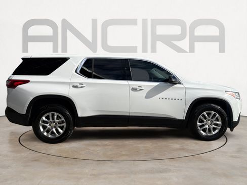 Used 2021 Chevrolet Traverse LS AWD/4WD image 12
