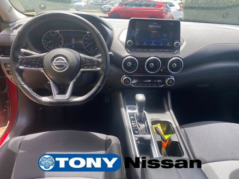 Used 2021 Nissan Sentra SV FWD image 12