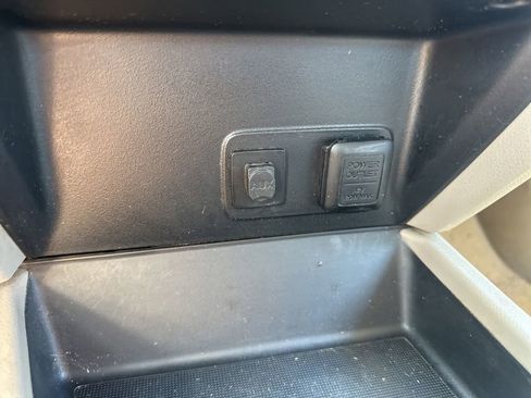 Used 2012 Honda Civic LX image 24