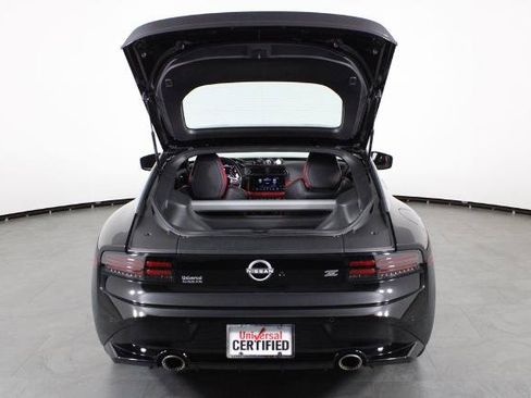 Certified 2025 Nissan Z Performance w/ Floor Mat Package RWD image 17