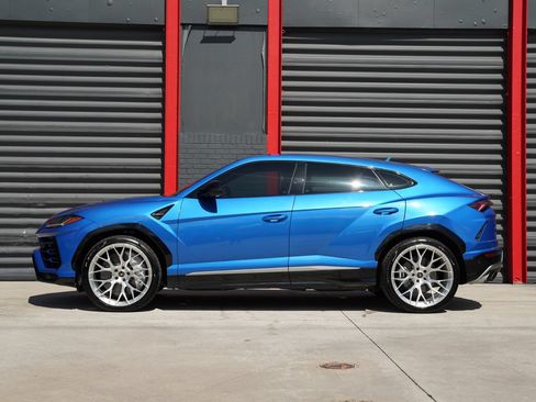 Used 2019 Lamborghini Urus AWD/4WD image 10