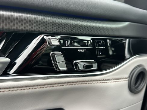 New 2026 Jeep Grand Wagoneer Summit w/ Rear Seat Video Group I image 8