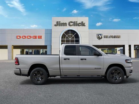 New 2026 RAM 1500 Express AWD/4WD image 21