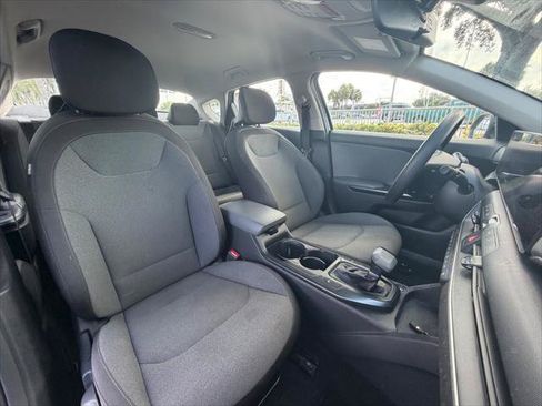 Used 2025 Kia K4 FWD image 13