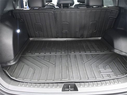 Used 2025 Chevrolet Equinox RS image 12