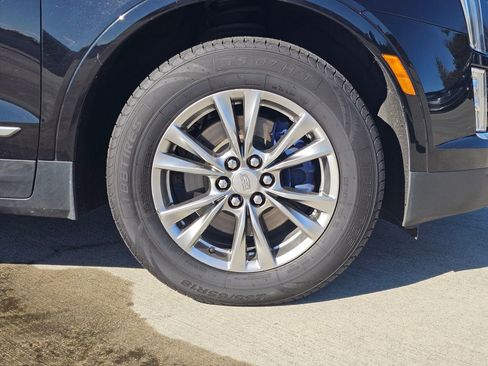 Used 2021 Cadillac XT5 Premium Luxury image 9