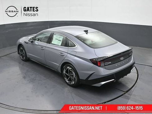 Used 2026 Hyundai Sonata SEL FWD image 46