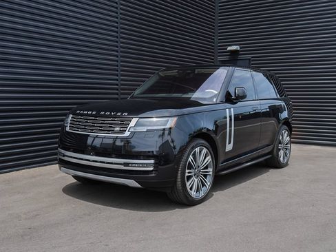 Used 2023 Land Rover Range Rover Autobiography AWD/4WD image 1
