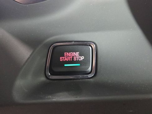 Used 2022 Chevrolet Camaro LT RWD image 18