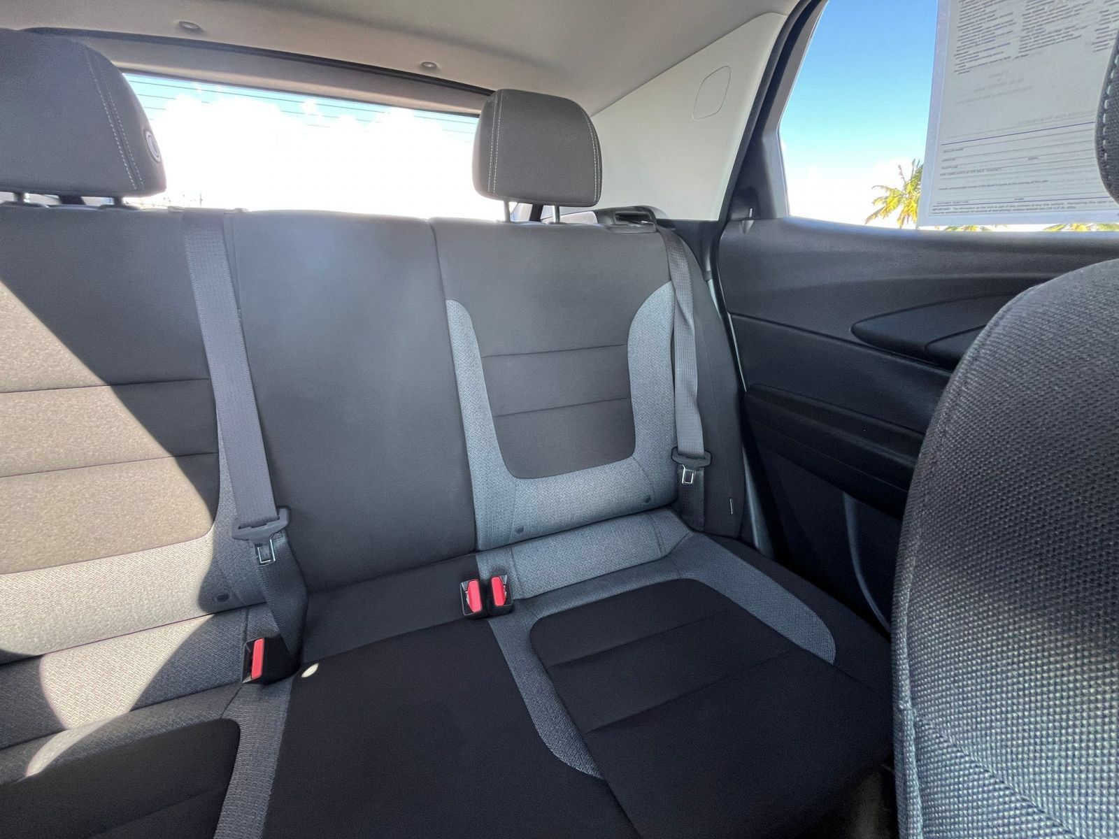 Used 2025 Chevrolet TrailBlazer LT FWD image 31