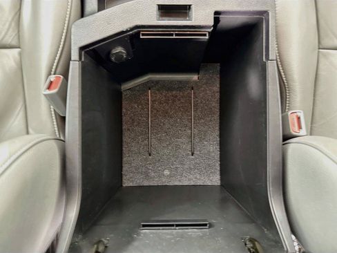 Used 2021 Toyota Sequoia Limited RWD image 37