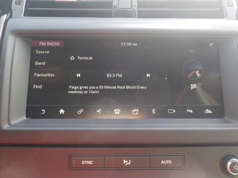 Used 2018 Land Rover Discovery SE image 20