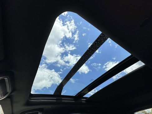 Certified 2023 Cadillac XT5 Sportv image 19