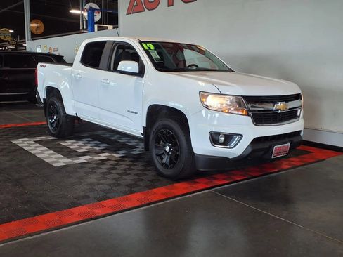 Used 2019 Chevrolet Colorado LT w/ LT Convenience Package AWD/4WD image 2