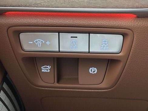 Used 2024 Genesis G80 2.5T w/ Advanced Package image 33