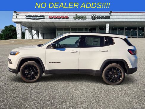 New 2026 Jeep Compass Latitude AWD/4WD image 3