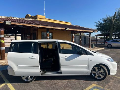 Used 2007 MAZDA MAZDA5 Sport image 8