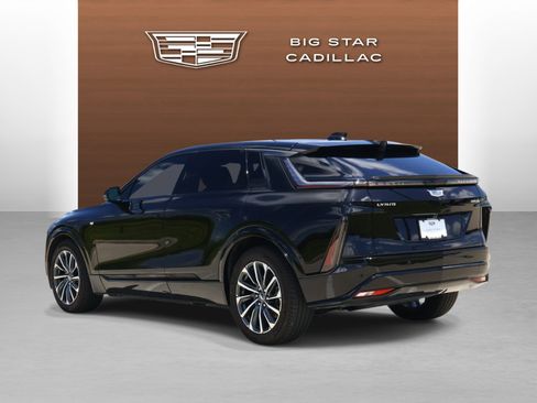 Certified 2024 Cadillac Lyriq Sport AWD/4WD image 3