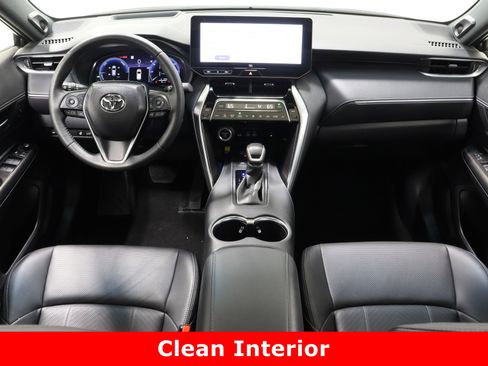 Used 2024 Toyota Venza LE image 34