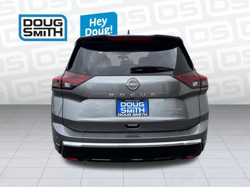 Used 2024 Nissan Rogue Platinum w/ Platinum Premium Package AWD/4WD image 27