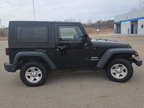Used 2012 Jeep Wrangler Sport image 7