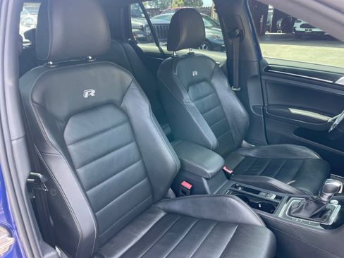 Used 2015 Volkswagen Golf R R image 24