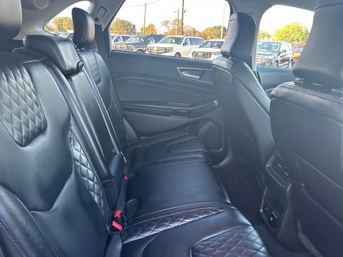 Certified 2023 Ford Edge Titanium image 17