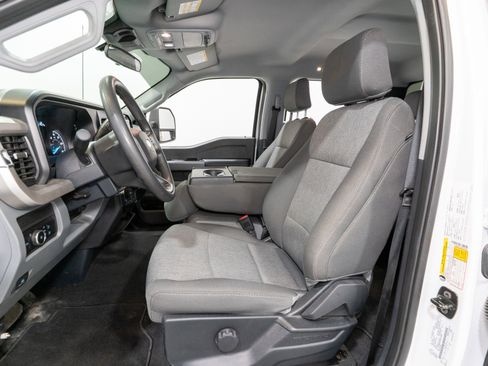 Used 2025 Ford F250 XL w/ STX Appearance Package image 17