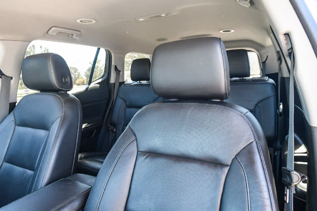 Used 2018 GMC Acadia SLT FWD image 19