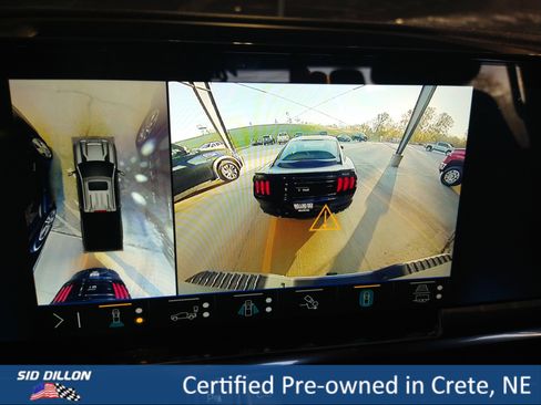 Used 2024 Chevrolet Silverado 2500 High Country w/ Technology Package image 8