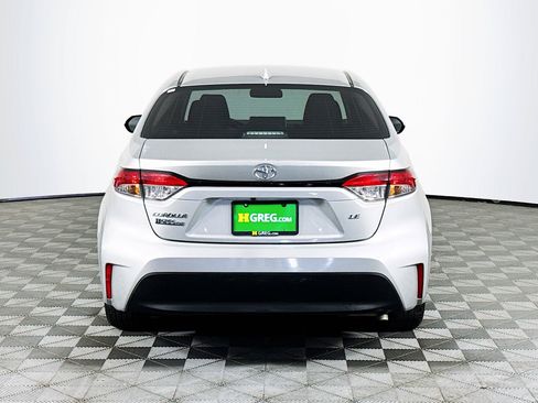 Used 2025 Toyota Corolla LE FWD image 7