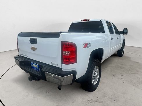 Used 2012 Chevrolet Silverado 2500 LT w/ Interior Plus Package AWD/4WD image 6