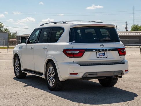 Used 2023 Nissan Armada SL w/ Captain's Chairs Package RWD image 6