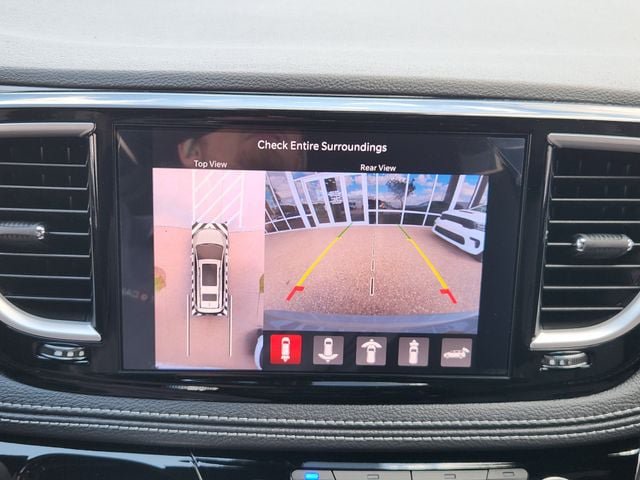 New 2026 Chrysler Pacifica Select FWD image 13