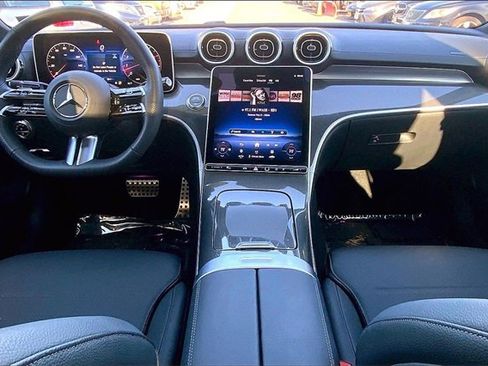 Used 2025 Mercedes-Benz C 300 4MATIC Sedan image 12