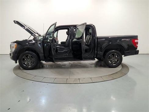 Used 2022 Ford F150 Lariat image 12