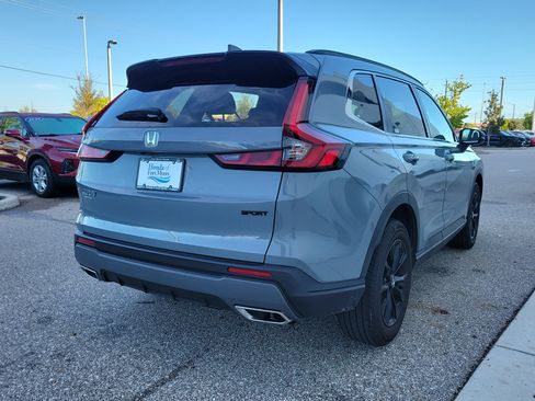 Used 2025 Honda CR-V Sport image 6