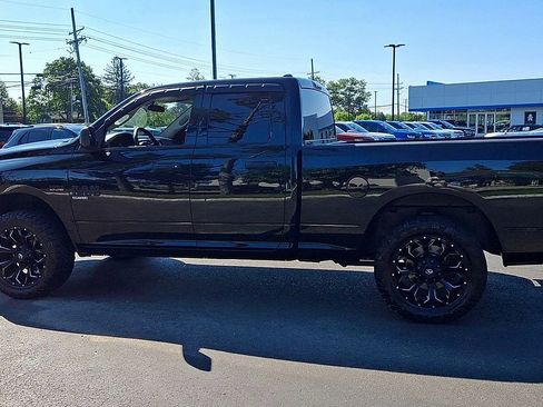 Used 2019 RAM 1500 Express w/ Express Value Package AWD/4WD image 8