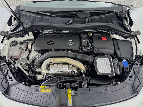 New 2026 Mercedes-Benz GLA 250 image 10