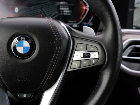 Used 2022 BMW X5 xDrive40i w/ Premium Package image 11