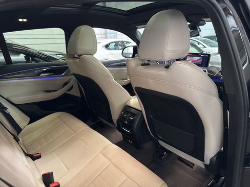 Used 2023 BMW X4 M40i image 23