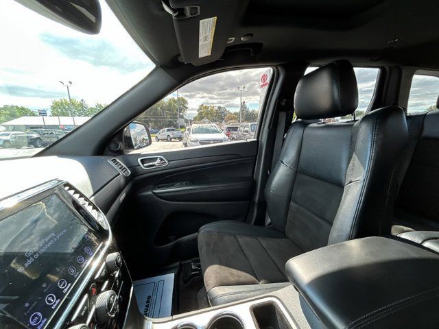 Used 2019 Jeep Grand Cherokee Altitude AWD/4WD image 46