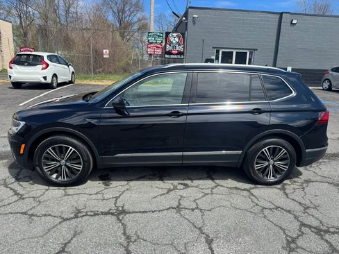 Used 2018 Volkswagen Tiguan SEL image 8
