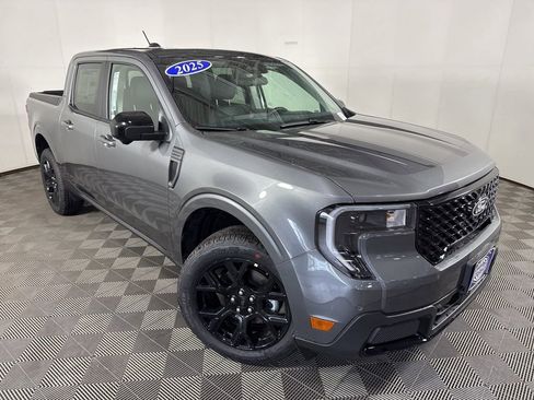 New 2025 Ford Maverick Lariat w/ Black Appearance Package image 2
